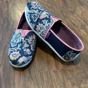 Toms - size 13